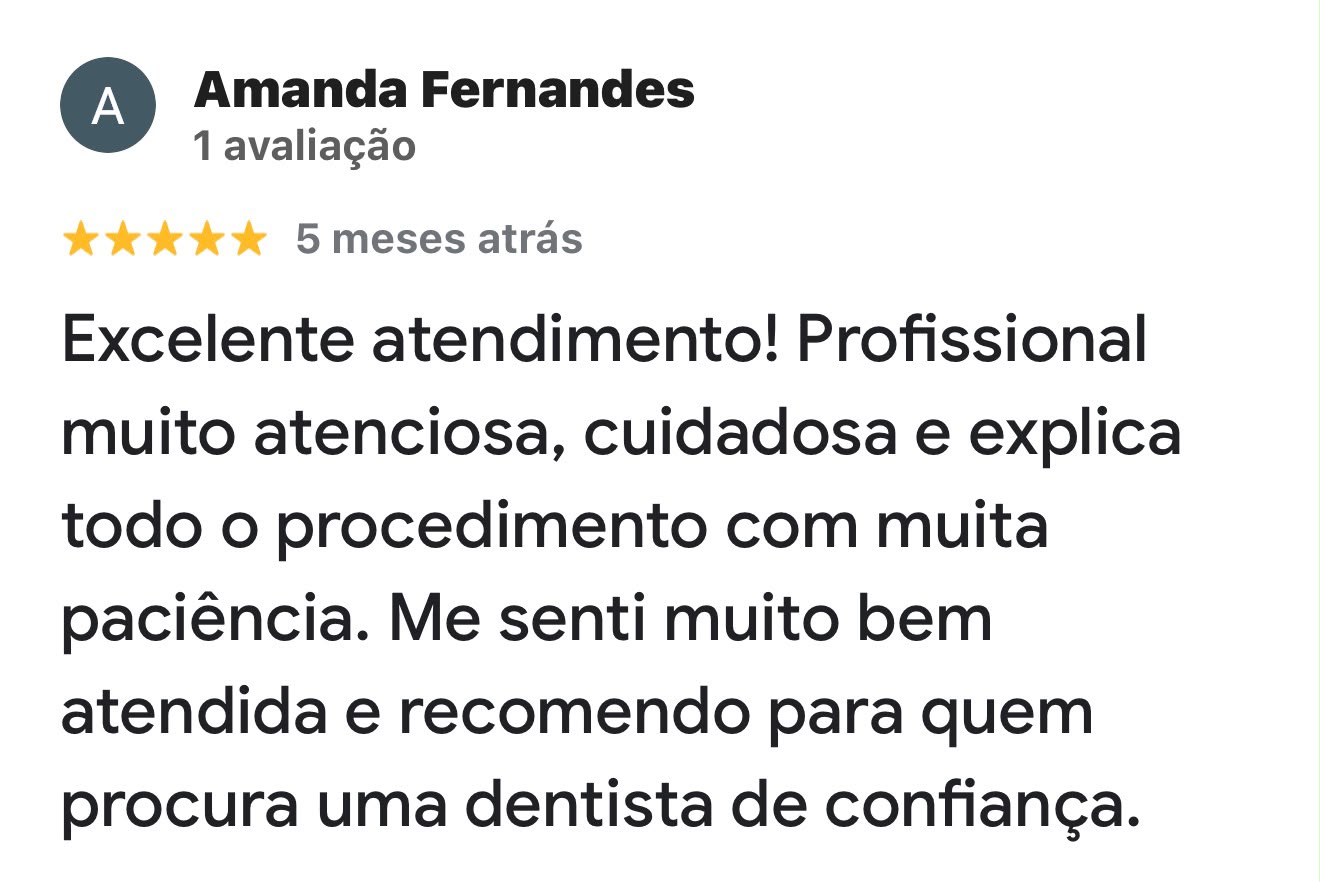 Avaliação de cinco estrelas de Amanda Fernandes no Google
